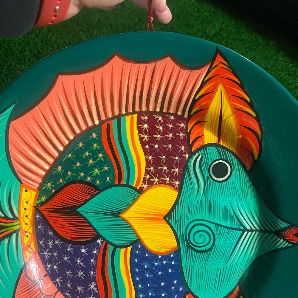 Colorful Fish Design plate decor - Picture 3 of 13